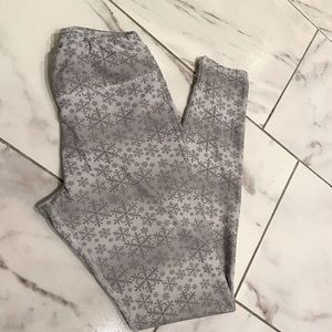 White Snowflake Leggings